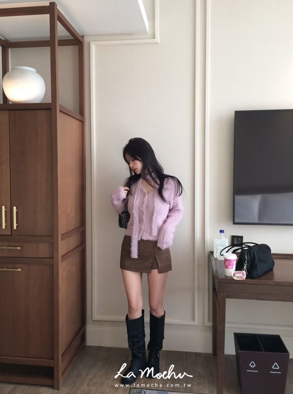 後拉鍊開衩麂皮短裙